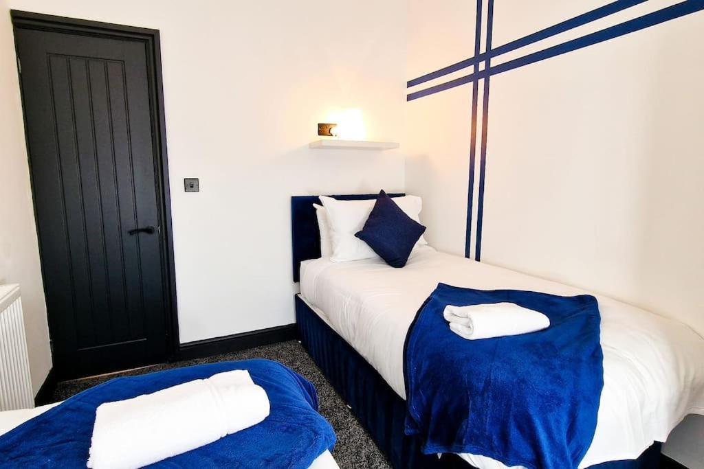 דירות ליברפול Beautiful Flat On Breck Road מראה חיצוני תמונה